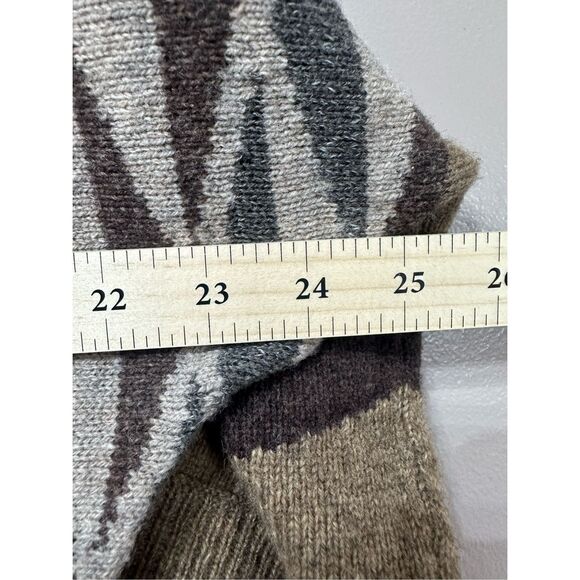 Vintage Lauren Ralph Lauren Southwestern Lambswool Blend Aztec Boho Sweater - Picture 4 of 8